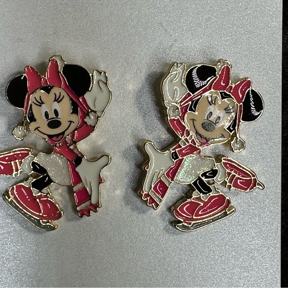 Disney x Baublebar Minnie Mouse Winter Ice Skate Earring - Picture 2 of 4